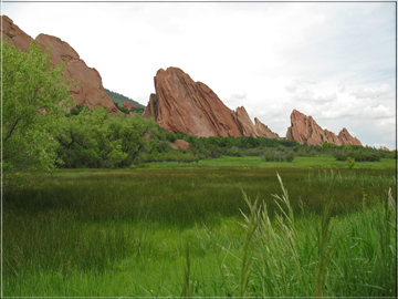 view of red rocks